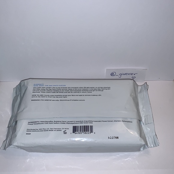 H20+ Beauty Elements Wipe Away The Day Face Cloths - Picture 4 of 9